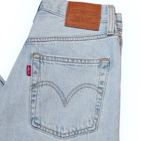 NWOT Levi’s Ribcage Straight - Picture 14 of 16